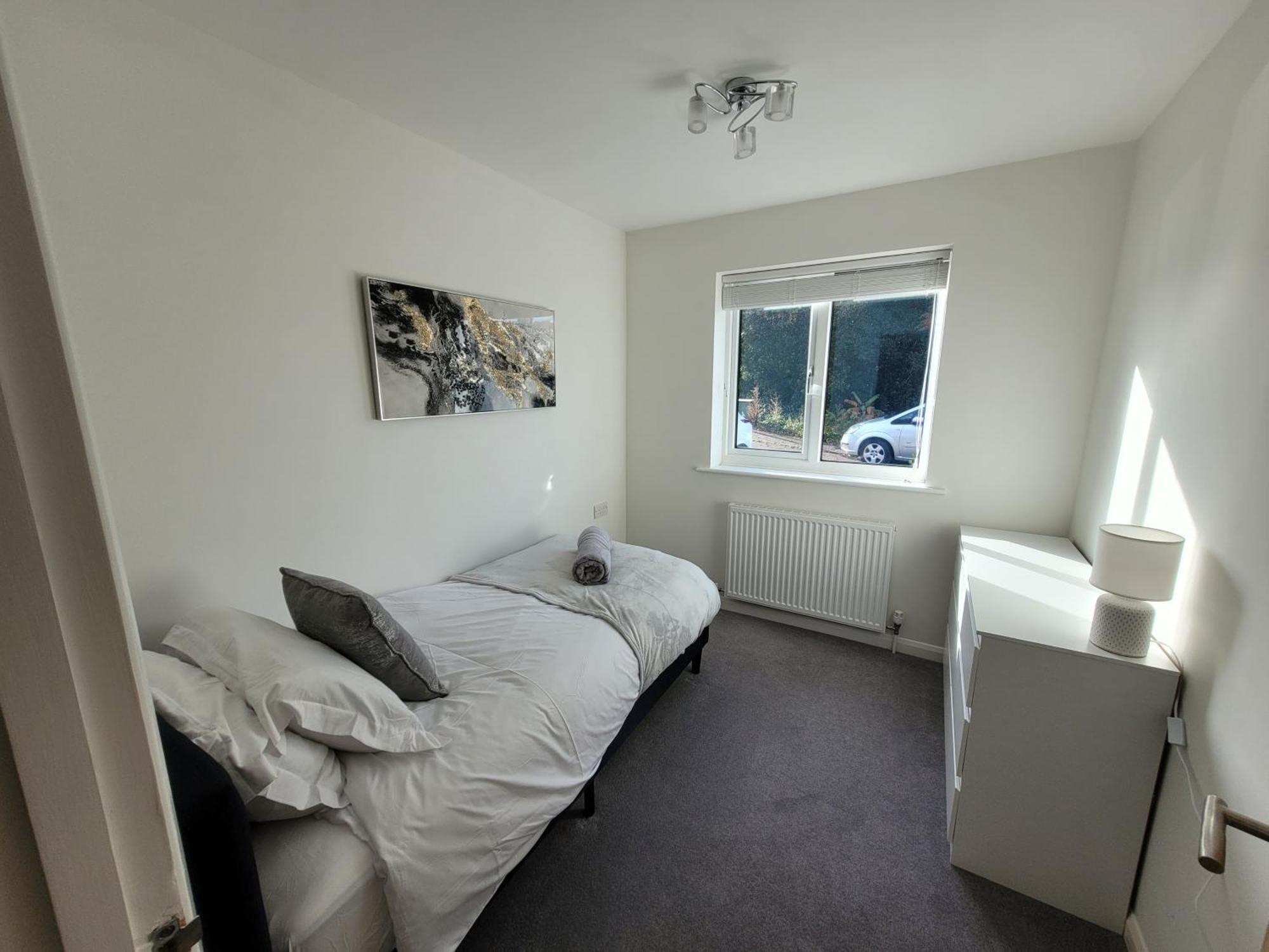 Bumblebee Bungalow - With Separate Office And Gaming Space By Catchpole Stays Colchester Eksteriør billede
